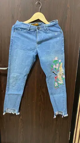 CELANA JEANS WANITA
