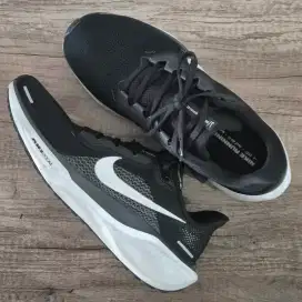 Nike Pegasus 41 Running Shoes Hitam (Original 100%) Size 43