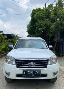 Ford Everest 2012