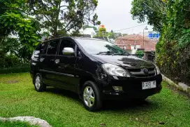 Toyota kijang innova 2004 type E