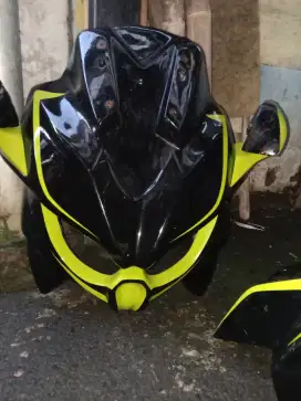 Cover nmax predator