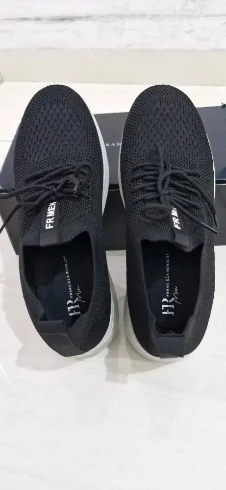Sepatu laki2 merk Fransisca Renaldy
