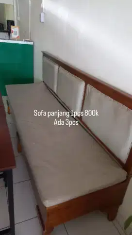 Dijual 1seat sofa kondisi masih bagus,lokasi purwokerto