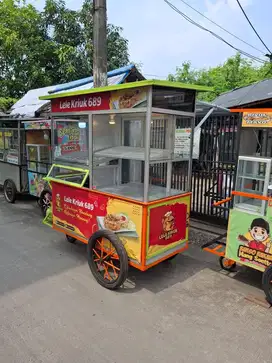 Lowongan Kerja Jaga Lele Crispy