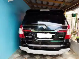 Dijual Toyota Innova type G trnmisi manual/gigi