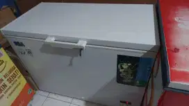Freezer RSA 310 liter