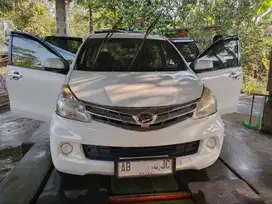 Xenia 1.0 MT 2013