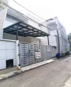 Rumah 2lt di Jl Lebak Bulus III Cilandak Jakarta Selatan
