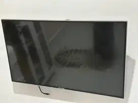 TV LCD Polytron 43 inch