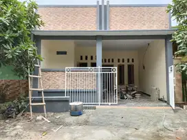 DI JUAL CEPAT!! RUMAH VILLA GADING HARAPAN 3 (VGH) ASRI DAN SIAP HUNI