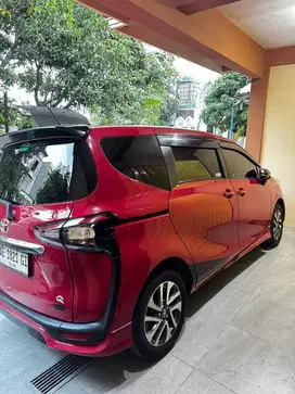 Toyota Sienta Q 2016