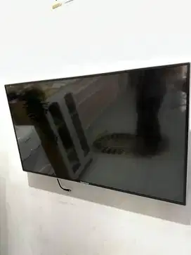 LCD TV POLYTRON 43' inch
