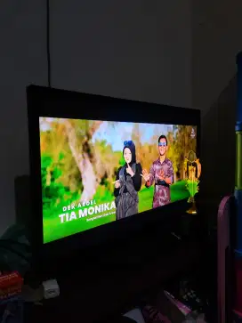 TV LCD LG 32 INCH NORMAL