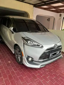 Sienta 1.5 Q A/T 2017 Silver Terawat