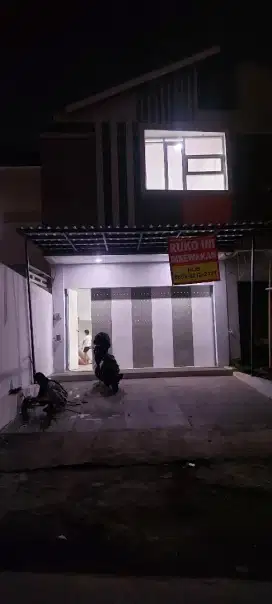 Disewakan ruko 2lantai