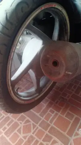 Velg motor spacy