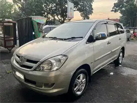 Toyota Kijang innova G 2007 AT Matic 2.0 bensin silver 2000cc Inova