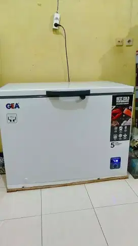 Frezer box merk Gea