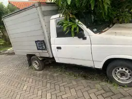 Dijual Isuzu panther box 1996