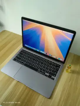 MacBook Air 2020 i5 _ 16/1'Tb _  layar 13-inch