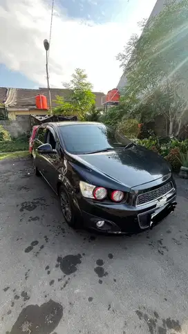 Dijual Cepat Chevrolat Aveo LT tahun 2014