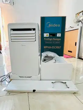 AC Portable Midea 1/2 PK