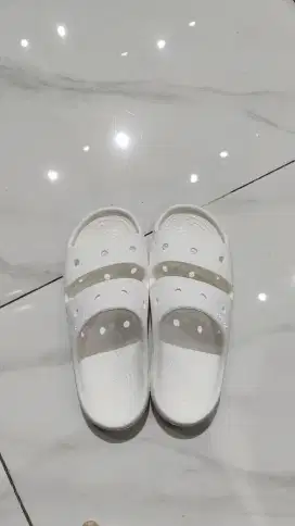 Sandal Crocs Ori, kondisi mulus