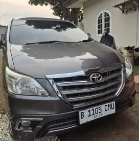 Toyota kijang innova v at luxury 2014 abu2 met