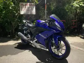 YAMAHA R15 V3 second