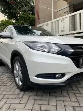 HRV 2015 E Matic KM30rb istimewa original mulus