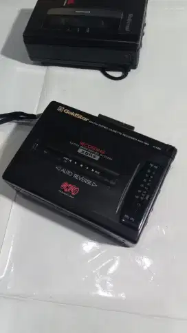 Gold Star Walkman radio jadul mohon dibaca
