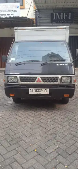 Dijual murah L300 box alm antikaraya ada AC merk ND istw spt Baru