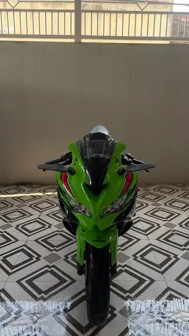 ZX25RR SE ABS QuickShift