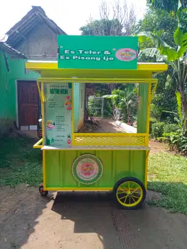 Container gerobak minuman