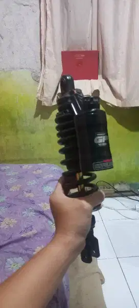 Shok belakang vario gp rideit