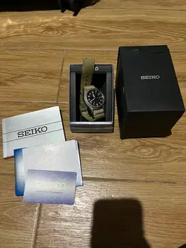 Dijual Cepat Jam tangan Seiko 5 Automatic SRPG35K1