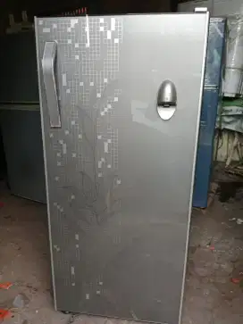 Kulkas polytron 1 pintu