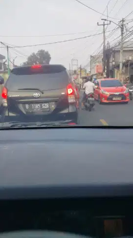 Sewa mobil + driver