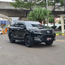 KM,28RB!!! TOYOTA FORTUNER 2.8 GR SPORT AT 2022
