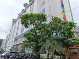 Bangunan Hotel 9lt di Jl Falatehan 1 Kebayoran Baru Jakarta Selatan