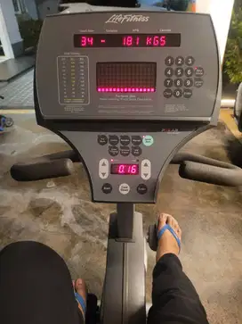 FS: Recumbent Bike Life Fitness 95Ri well maintained