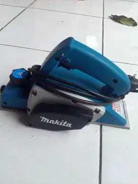 mesin serut kayu normal