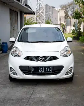 Nissan march 1.5 matic 2013 putih