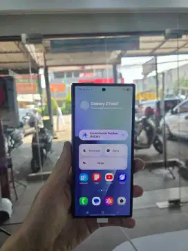 Fre order samsung galaxy fold dan flip 7 terbaru