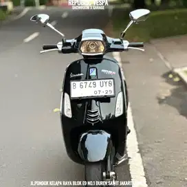 DIJUAL CEPAT SPRINT 150 3V Th 2014 WARNA HITAM PERFECT CONDITION