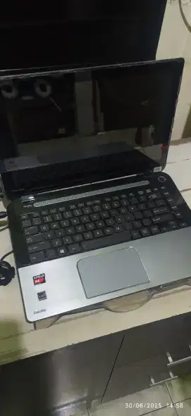 750rb jual laptop Toshiba 14
