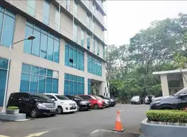 Gedung 8 Lantai Lokasi Strategis di TB Simatupang