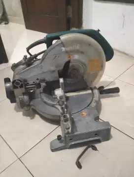 Mesin potong aluminium makita 10 inch