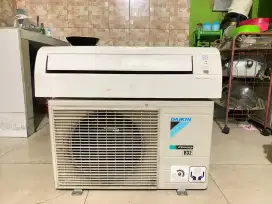 Ac Daikin Inverter 1/2 pk berikut pasang bergaransi