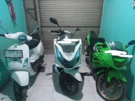 Vespa LX 125 iget 2024 (low km)